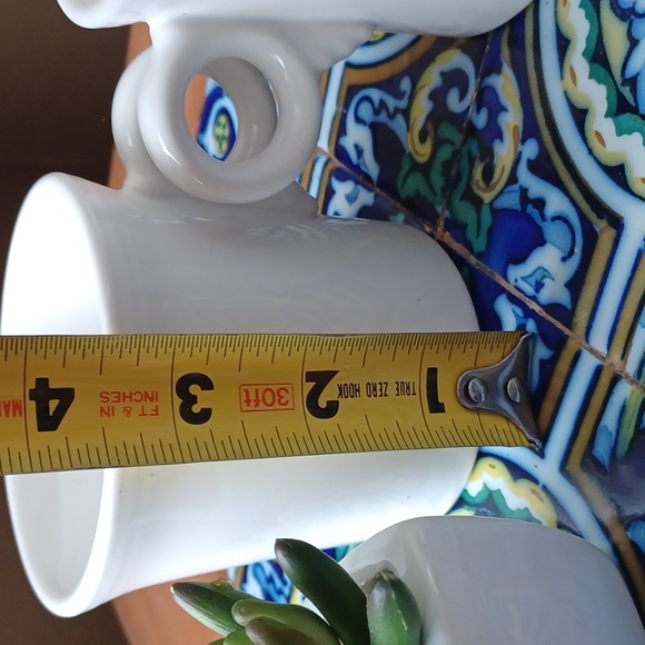 Fiesta Ware White Mugs Homer Laughlin Set of Two Signed Marked Bottoms - Picture 7 of 10